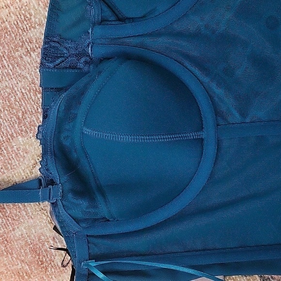 Sincerely Jules Jade Green Satin and Lace Corset Cami Bustier Crop Top - Size L - Picture 4 of 11